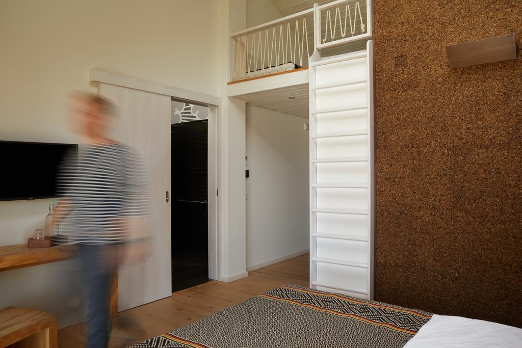 Cavalo De Madeira Bed & Breakfast Arelho Bagian luar foto